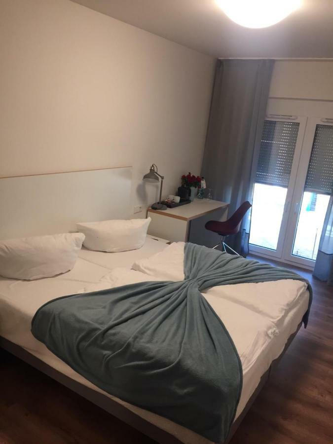 Hanselife Hotel Hamburg City Nord Buitenkant foto
